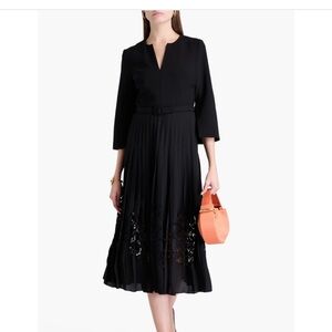 Oscar de la Renta Pleated Chiffon & Guipure Inset Navy Dress S 6 Missing Belt.